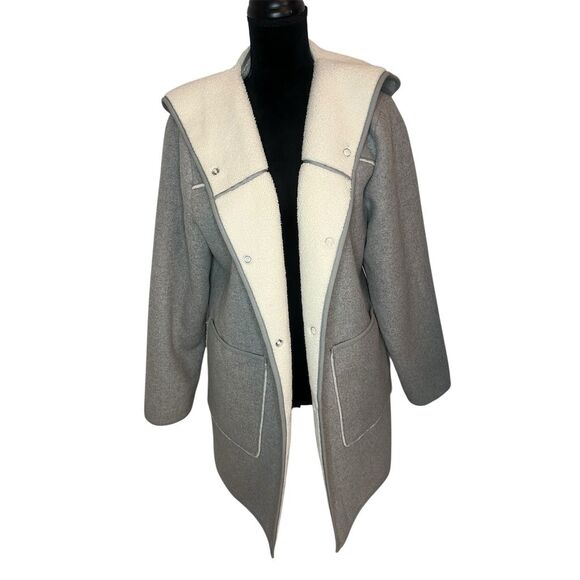 Mo-Ka by Santa Fe Apparel Jackets & Blazers - NWT Mo-Ka Women's‎ Gray Sherpa Lined Hooded Overcoat Size L Winter Coat